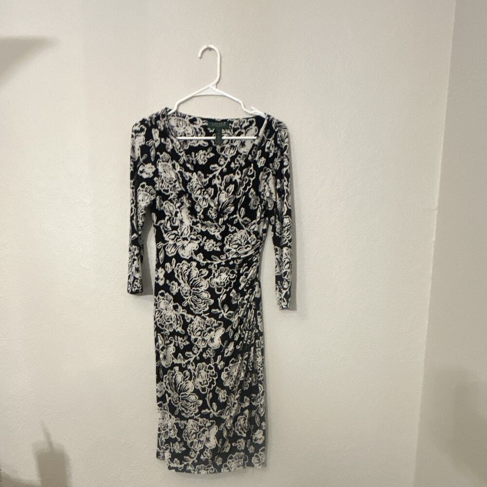Lauren Ralph Lauren Black/White Floral Velvet Ruched V-Neck Midi Sheath 2
